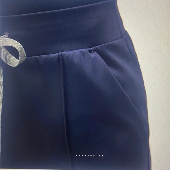 High Waisted Salina FORMx Wide Leg Scrub Pants - Picture 8 of 9